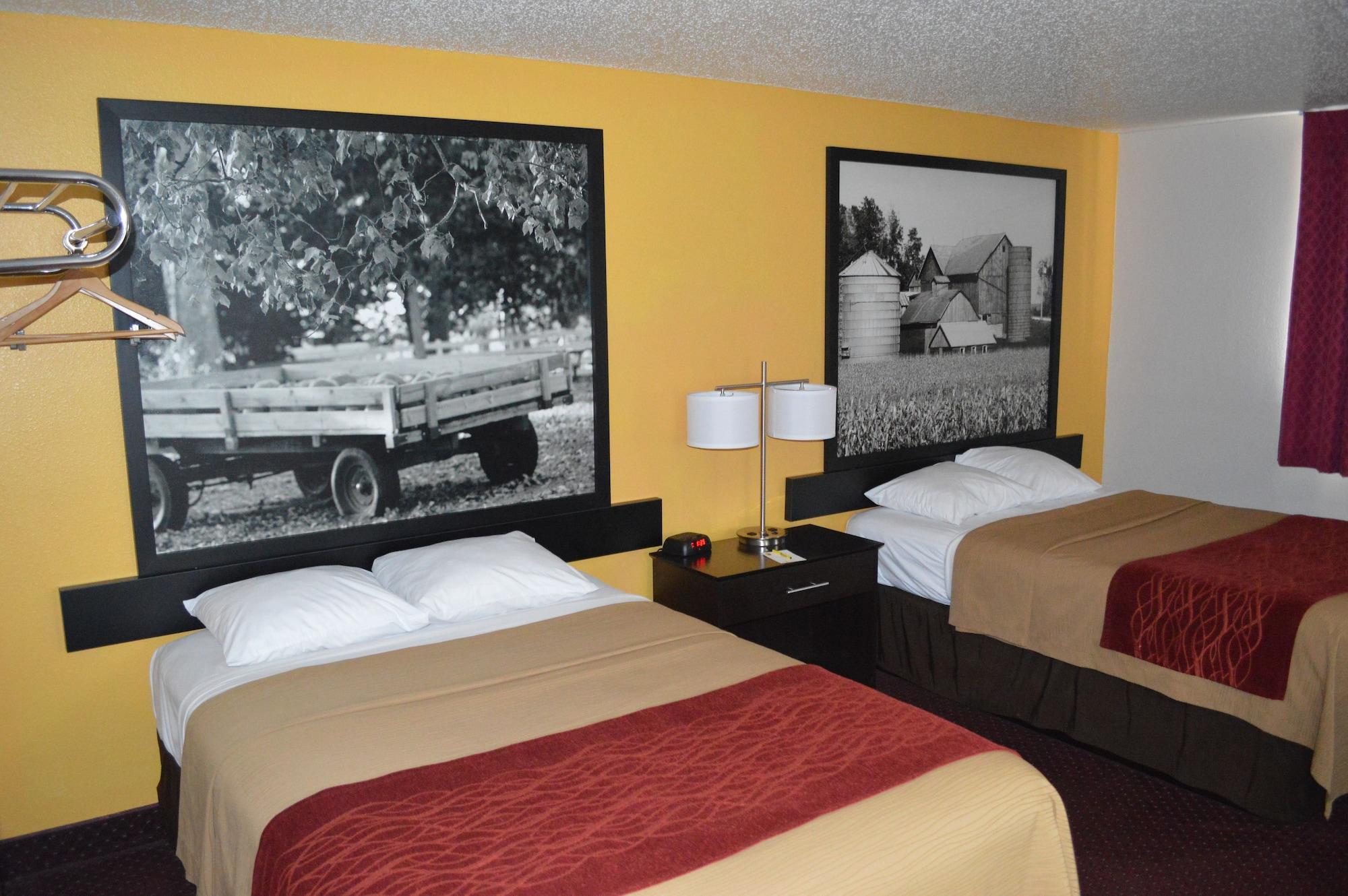 Super 8 By Wyndham Ames Hotel Exterior photo